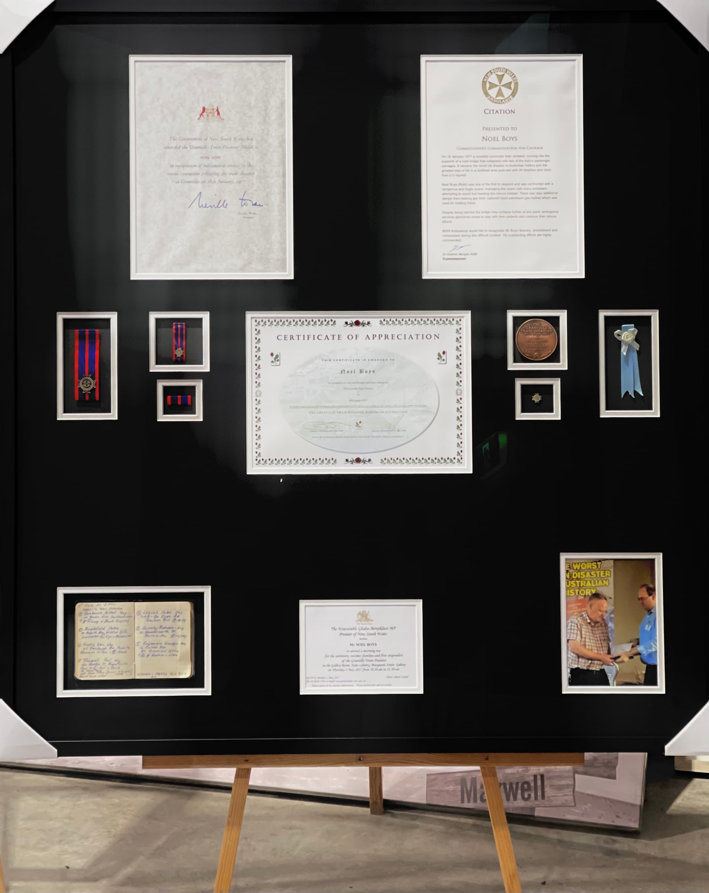Veteran Memorabilia and Collectibles, Embroidery, Quilts and Cloth 3